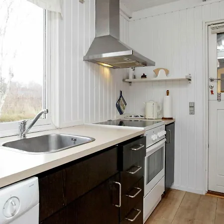 Three-bedroom In 4 * Laeso